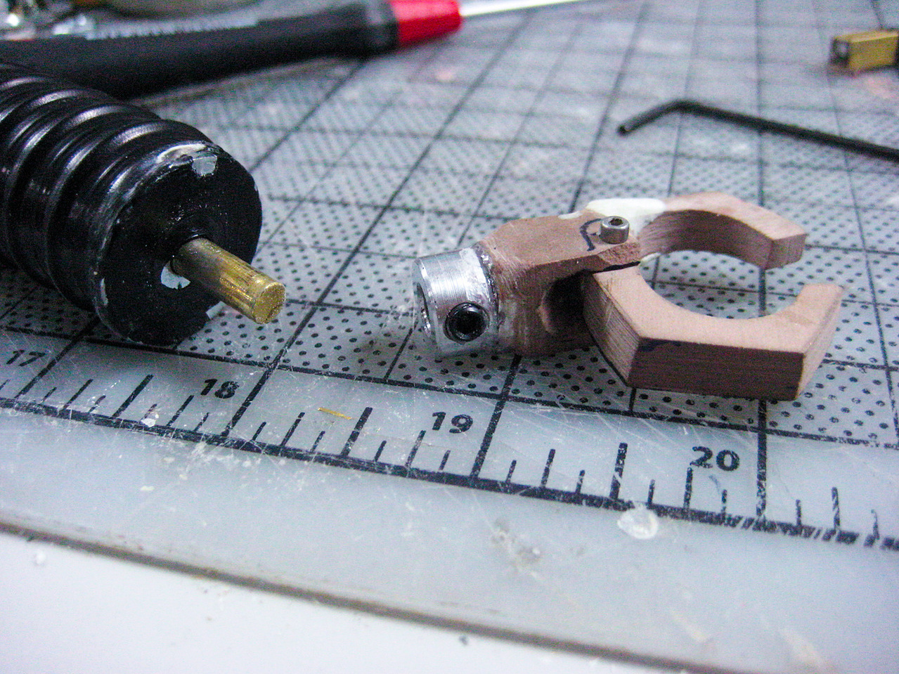 Renshape robot claw